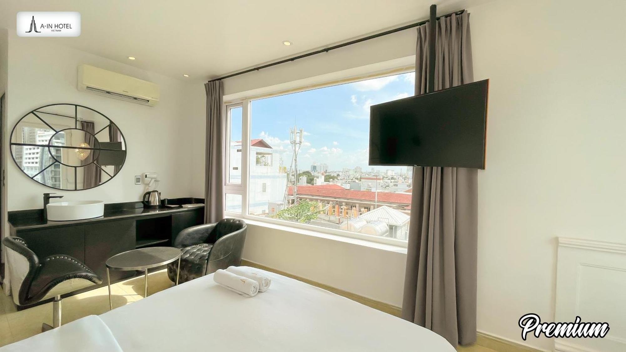 Khách sạn A In Riverside 2*