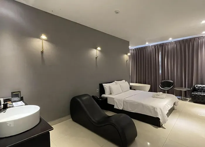 A In Hotel Riverside